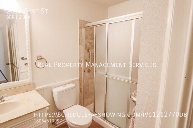 Building Photo - Adorable 3/2 in SE Lubbock