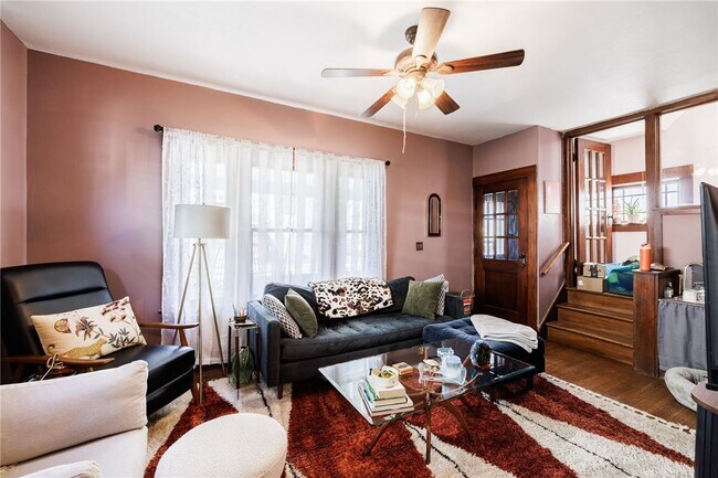 Building Photo - 109 Bedford St