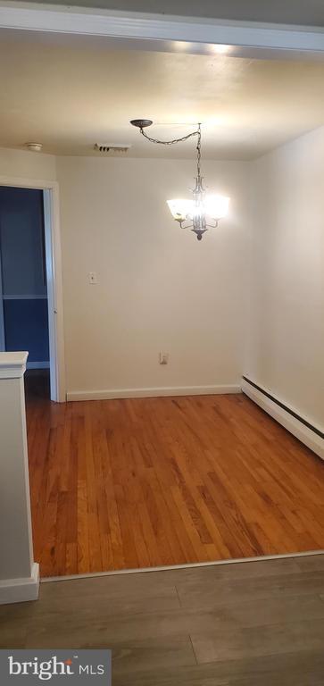 Building Photo - 357 Fir St