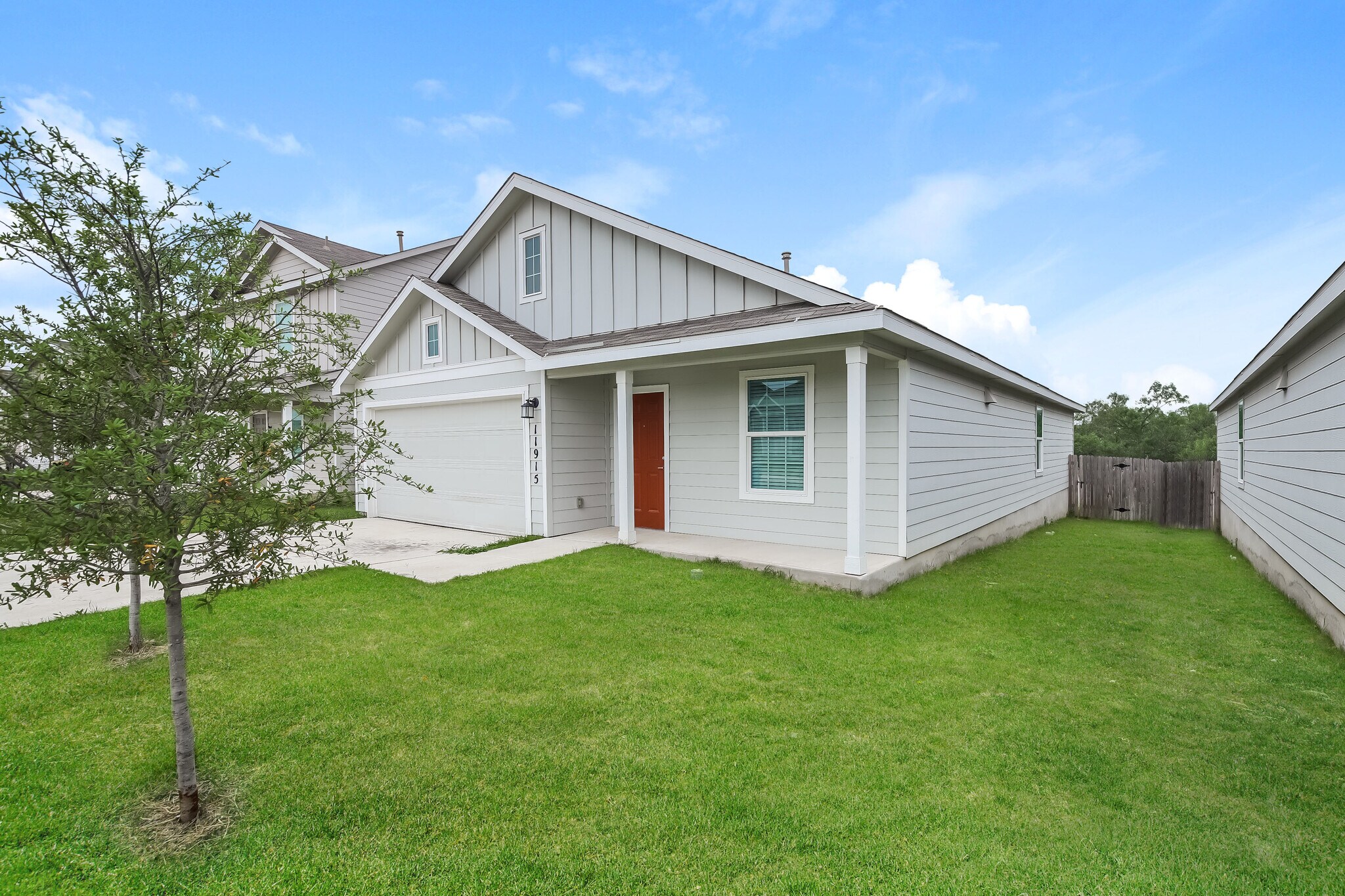 Building Photo - 11915 Cink Dr