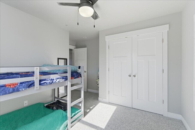 Building Photo - 4 Bedroom Herriman Home