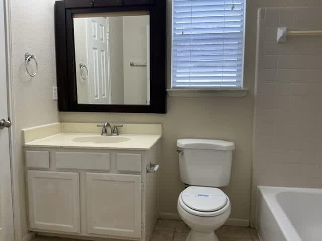 Building Photo - 14423 Sun Harbor Dr