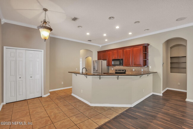 Building Photo - 860 Briarcreek Rd