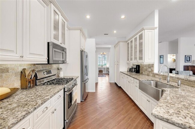 Building Photo - 4616 Blue Marlin Dr