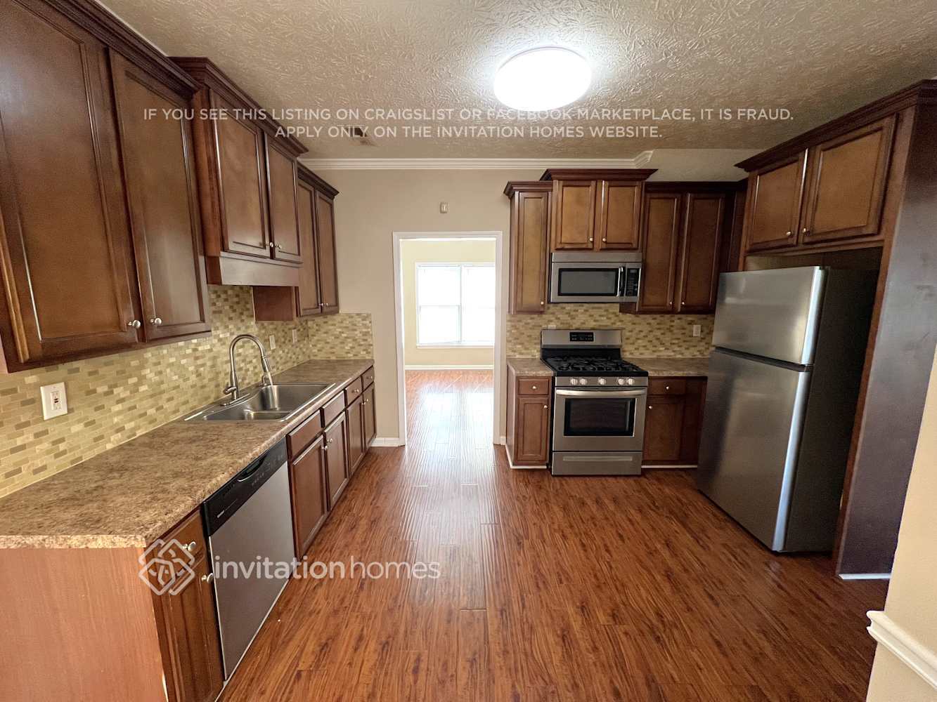 Building Photo - 120 Doubles Dr