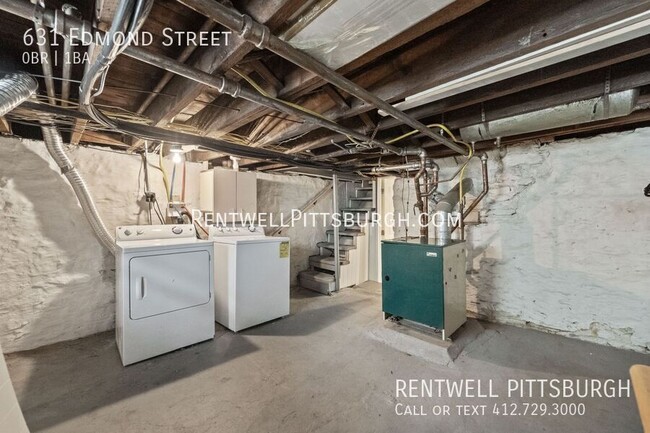 Building Photo - Studio Apartment in Bloomfield