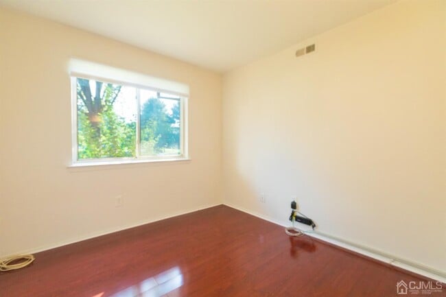 Building Photo - 1701 Muriel Ct
