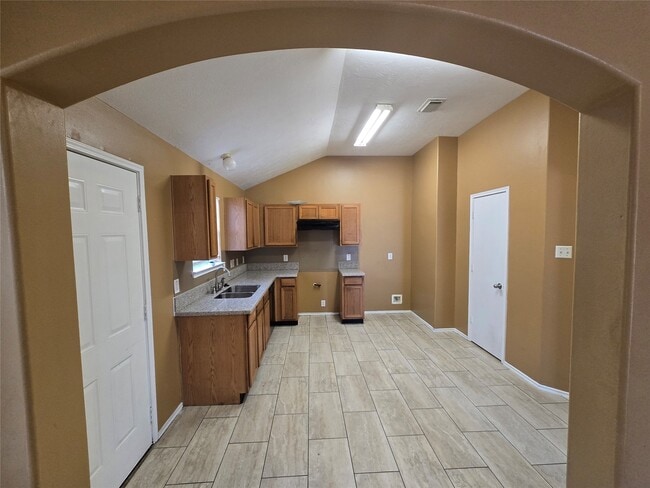 Building Photo - 21214 Ambergris Ct