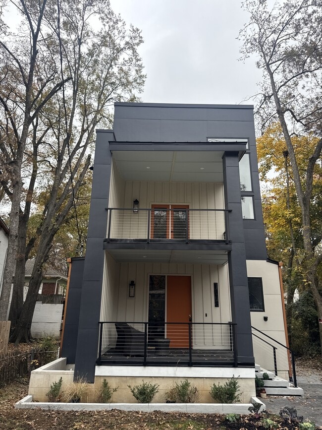 Building Photo - 1073 Hemphill Ave NW