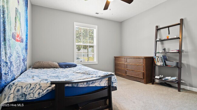 Building Photo - 706 Ironwood Dr