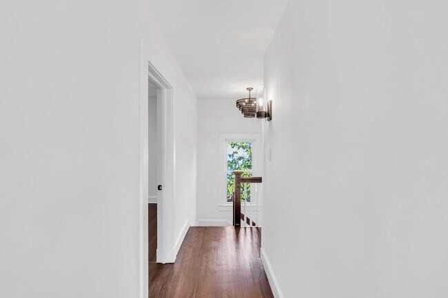 Building Photo - 298 Liberty St