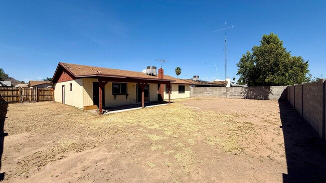 Building Photo - 4827 W Michigan Ave