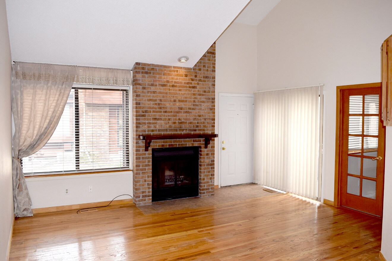 Building Photo - 2685 S Dayton Way