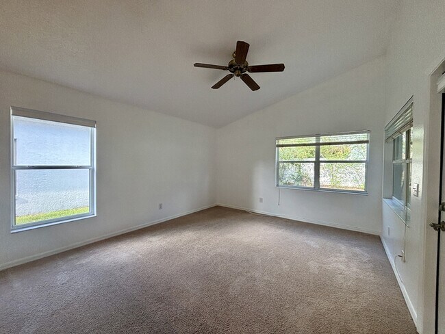 Building Photo - 2787 River Ridge Dr