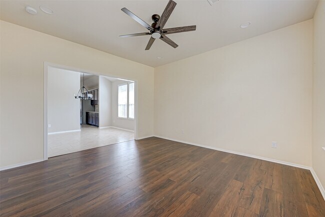 Building Photo - 8402 Coral Cove Pass Ln