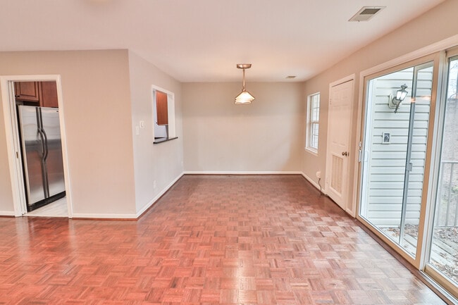Building Photo - 10488 Parthenon Ct