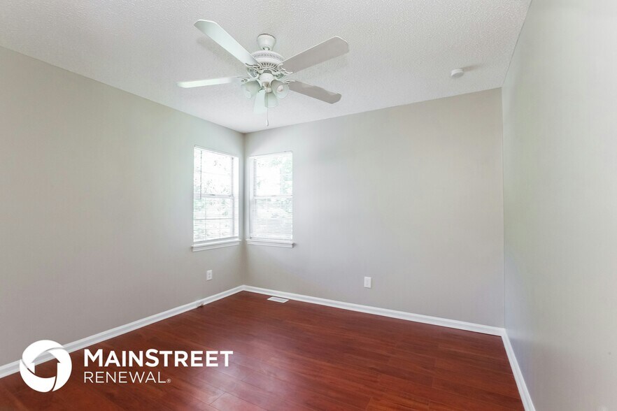 Building Photo - 13841 Poppleton Ct