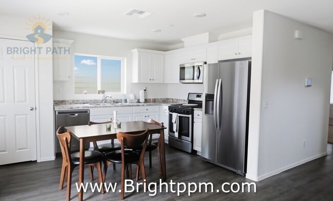 Building Photo - 67411 Rio Rosalia Dr