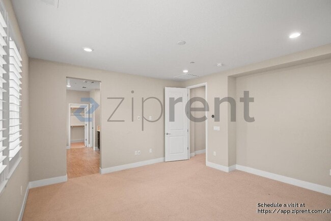 Building Photo - 2688 Randall Loop