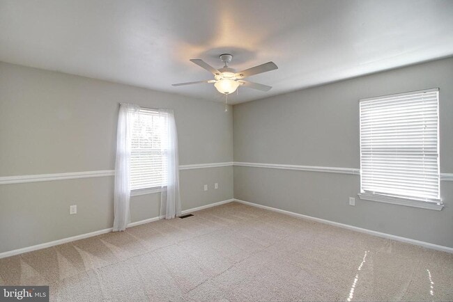 Building Photo - 101 S Oak Cliff Ct