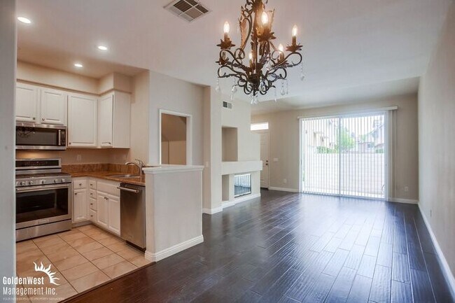 Building Photo - Exceptional 2Bdm 2.5Ba Home in the Palermo...
