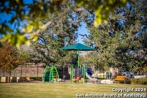 Building Photo - 2052 Stephanie Ave