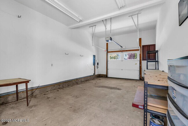 Building Photo - 85 Main Bayway