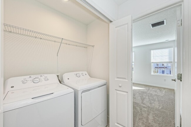 Building Photo - 6354 Fairmont Ln