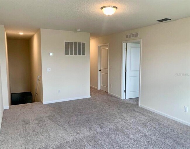 Building Photo - 2257 Litchfield Lp