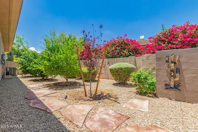 Building Photo - 13296 E Appaloosa Pl