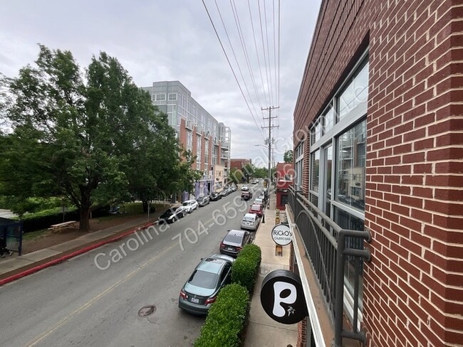 Building Photo - 3100 N Davidson St