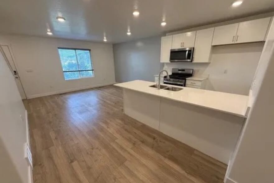 Building Photo - 882 N 3490 W