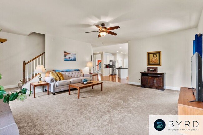 Building Photo - 6018 Red Setter Ln