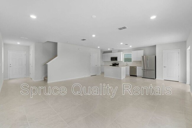 Building Photo - 7744 Syracuse Dr