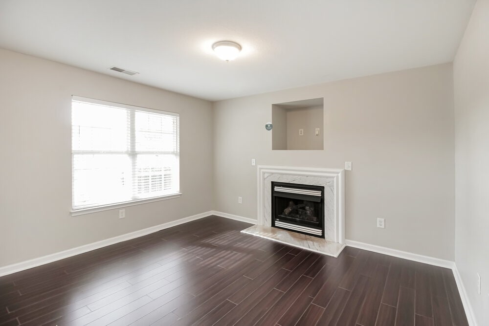 Building Photo - 7031 Coble Ave