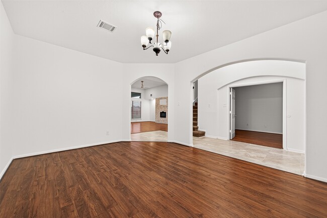 Building Photo - 22303 Naple Hollow Ln
