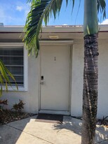 Building Photo - 740 Himmarshee St