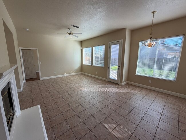 Building Photo - Large Home on Corner Lot