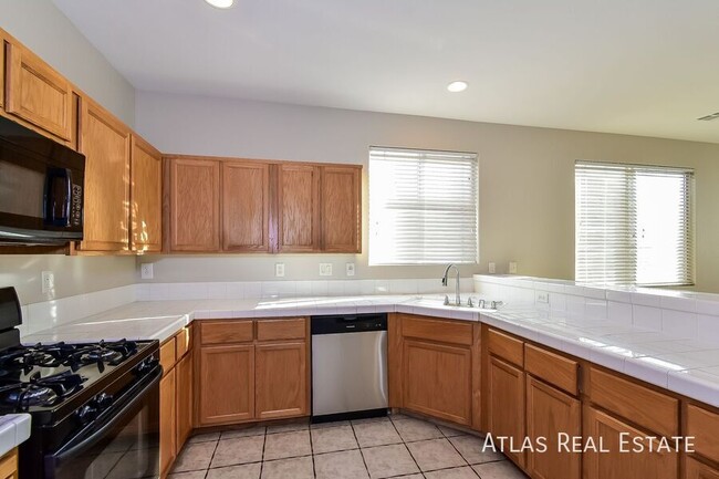 Building Photo - FLAWLESS Two-Story, 3-Bedroom, in GATED CO...