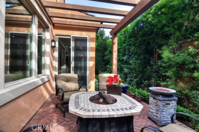 Building Photo - 41 Bianco