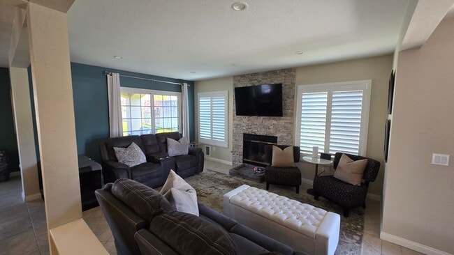 Building Photo - 10978 Cool Lake Terrace