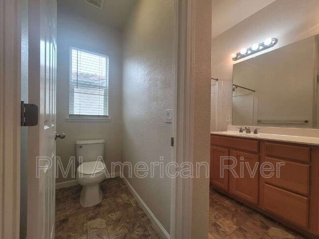 Building Photo - 8143 Crystal Walk Cir