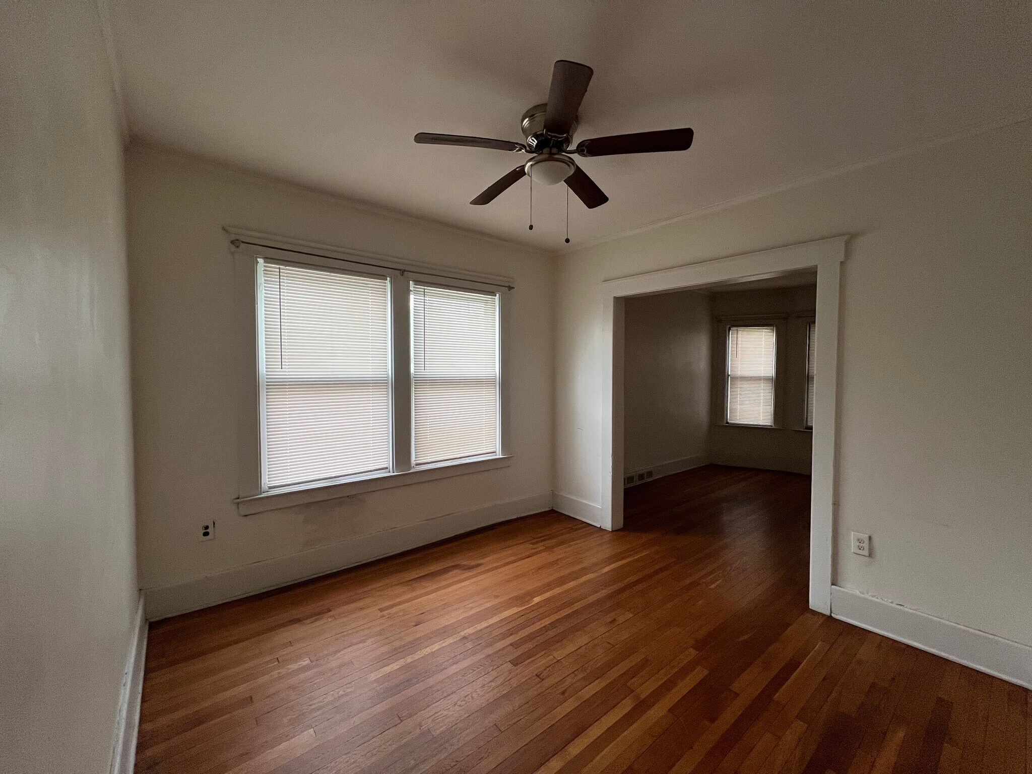 Building Photo - 1945 W Bethune St