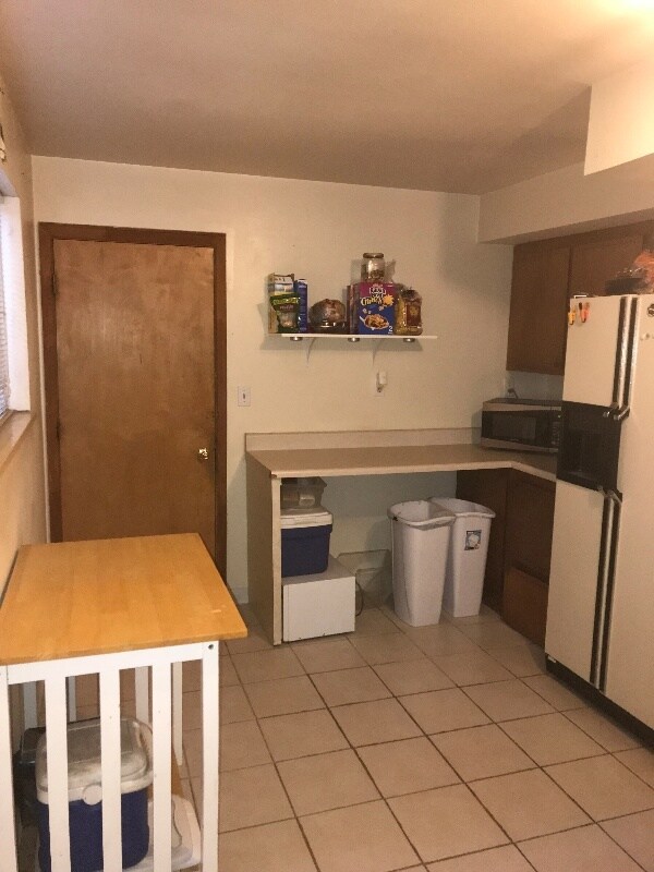 Building Photo - 1121 Ponderosa Dr