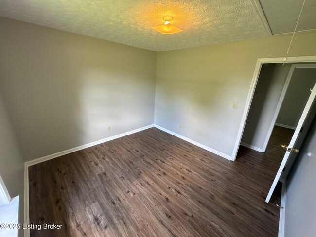 Building Photo - 123 Purcell Ave