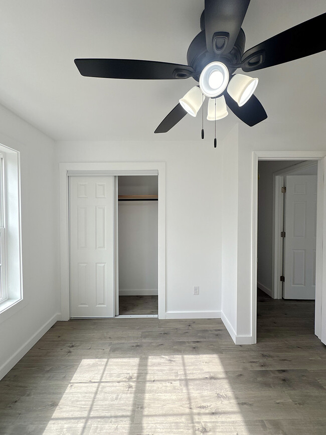 Building Photo - 217 Quince Alley