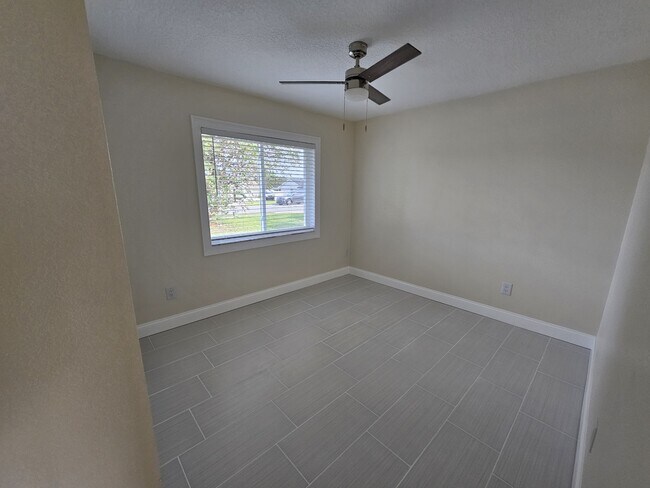 Building Photo - 414 Sandpiper Ridge Dr