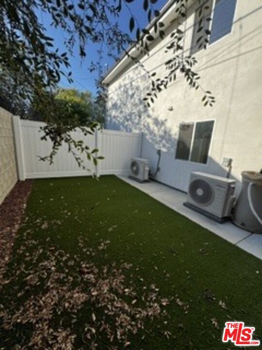 Building Photo - 3212 Glenhurst Ave