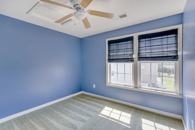 Building Photo - 41 Pine Needle Way