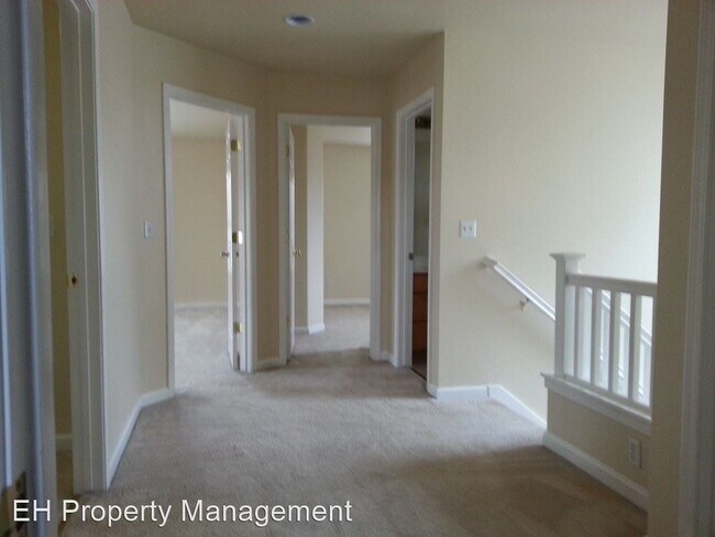 Building Photo - 4 br, 2.5 bath House - 8851 Black Marlin C...